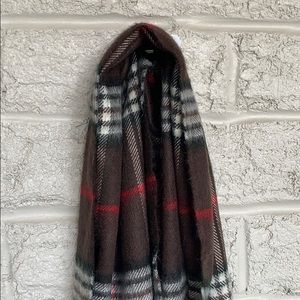Cashmere scarf